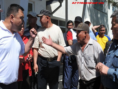 Haosul domneste in Kargazstan:doi morti si 60 de persoane ranite!