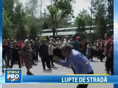 Haosul domneste in Kargazstan:doi morti si 60 de persoane ranite!