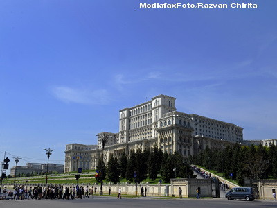 Alesii romani, atrasi de AVATAR: un deputat vrea Parlament virtual!