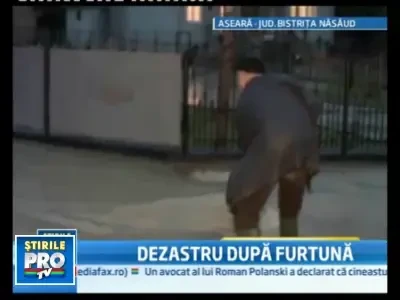 A trecut furtuna, au ramas pagubele! Zeci de gospodarii, inundate