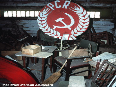 Sondaj INSCOP: Basescu, cel mai bun presedinte dupa ’89. Ce sanse ar mai avea un partid COMUNIST in ziua de azi