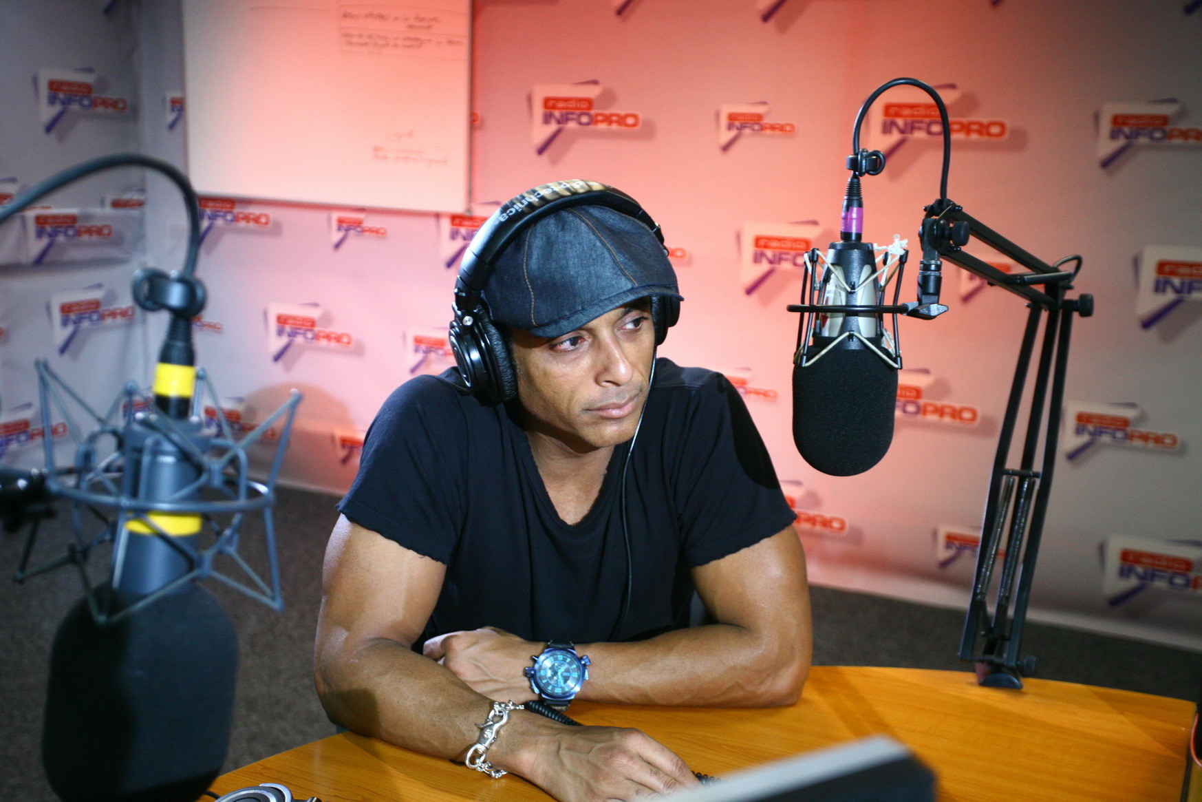 EXCLUSIV! Jon Secada: J.Lo, Ricky Martin sunt oameni obisnuiti, fara fite