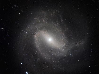Galaxia Messier 83! Uite cat de mult se aseamana cu Calea Lactee!