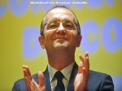 TVA de 5% la alimente, "din greseala"!Deputatii PDL nu au stiut ce voteaza