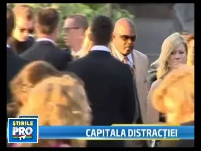 Cannes 2010: Sute de vedete au participat la Gala anti-SIDA