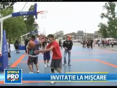Demonstratie de slam dunk in Parcul Tineretului din Capitala