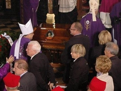 Dreptate tarzie: Copernic inmormantat ca un erou de Biserica Catolica