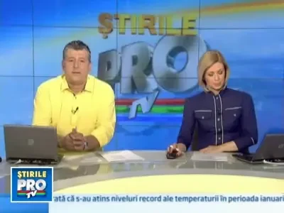 Omul urs polar: a inotat 1 km intr-un lac glaciar