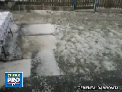 Ploile si grindina au lovit cateva localitati din Romania