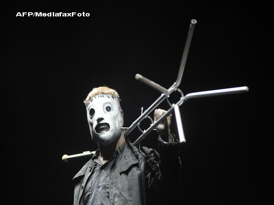 A murit basistul trupei de rock-metal Slipknot