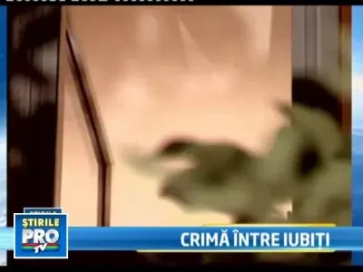 Crima pasionala! Injunghiat, infasurat intr-un cearsaf si ascuns sub pat