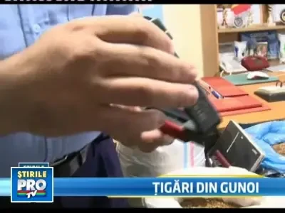 Miracol! Un bebelus a scapat cu viata dupa ce carutul a fost lovit de tren!