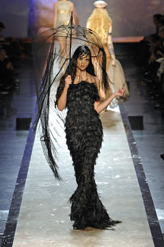 Jean-Paul Gaultier a demisionat din functia de director artistic al Hermes