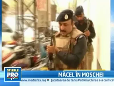 Atentat extrem de crud in Pakistan: 80 de morti in doua moschei