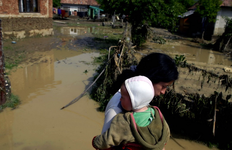 Haos in Dambovita. Viitura a facut prapad