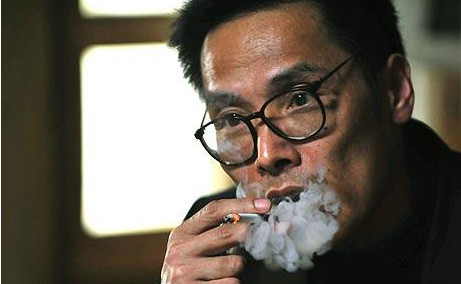 Viata de chinez: Ziua profesor, noaptea orgii sexuale cu swingeri