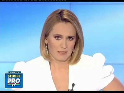 A intrat cu tir-ul in pamant! S-a surpat drumul sub el