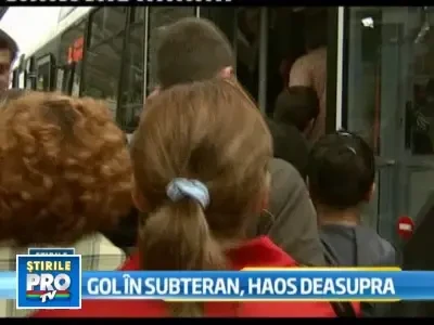 Inchis la metrou, nebunie in trafic! 800.000 de masini, pe strazi!