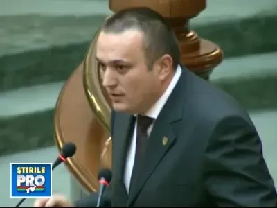 Senatorul Iulian Badescu lasa PDL-ul pentru PSD