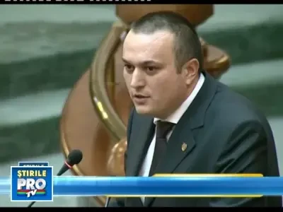 Senatorul Iulian Badescu lasa PDL-ul pentru PSD