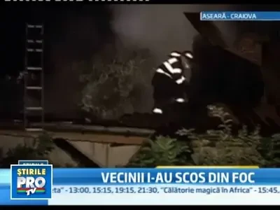 Doi batrani au fost la un pas de moarte. Au fost salvati din foc de vecini