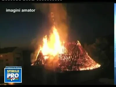 Blestem la biserica din Botosani! A ars de doua ori intr-un singur an