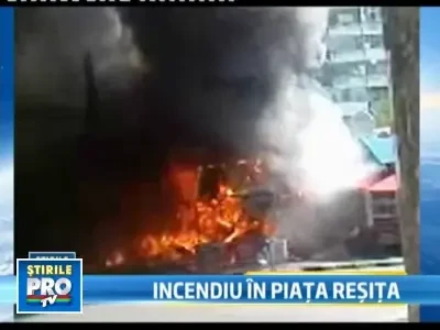 Incendiu puternic in piata Resita din Capitala. Patru persoane, in spital