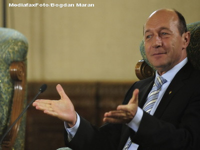 Presedintele Basescu vrea ca motiunea de cenzura sa se dezbata mai repede