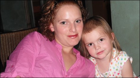 Ultima dorinta la 5 ani: sa cante in fata lui Simon Cowell. Apoi a murit