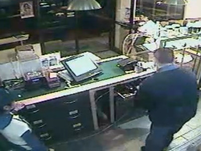 "Va multumim ca ne-ati jefuit, mai poftiti pe la noi!" VEZI VIDEO!