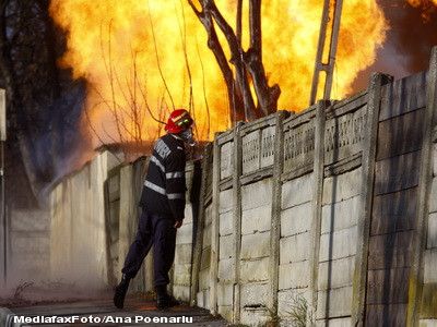 Incendiul care a distrus un supermarket din Calarasi, provocat de un copil