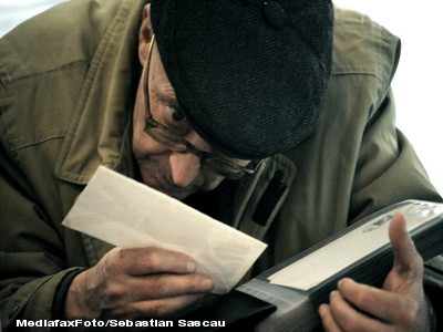 Schimb de scrisori intre putere si opozitie, pe tema motiunii