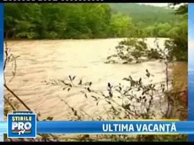 16 morti si 40 de disparuti in urma inundatiilor din sudul Statelor Unite