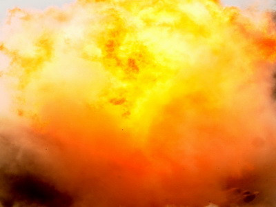 Olanda, in stare de alerta din cauza unui incendiu la un combinat chimic