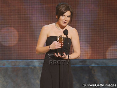 Marina Draghici, laureata la Premiile Tony, alaturi de Scarlett Johansson