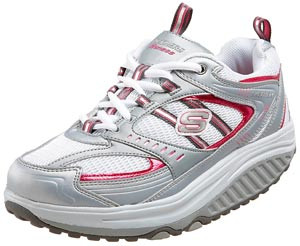 Se poarta pantofii sport cu talpi groase