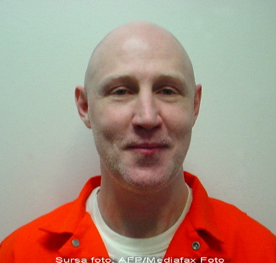 Utah: condamnat la moarte, executat. 5 tragatori l-au avut in bataia pustii