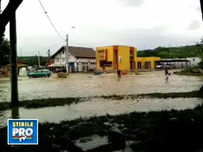 Inundatii in Romania. Hunedoara si Medias, afectate de ploi