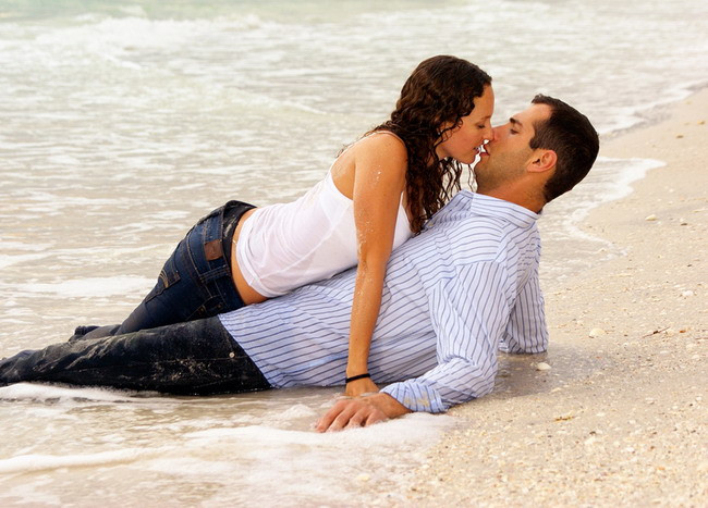 3 trucuri ca sa-l faci sa-ti cada la picioare