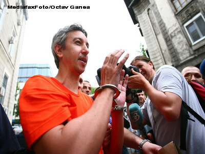 PORTRET DE CANDIDAT, ep. 11: Dan Diaconescu. Dupa ce a "otevizat" Romania, acum vrea sa o si conduca