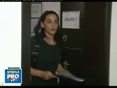 Notarii isi reduc tarifele cu 15%