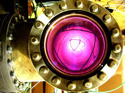 Hobby extrem. Si-a construit acasa un reactor nuclear