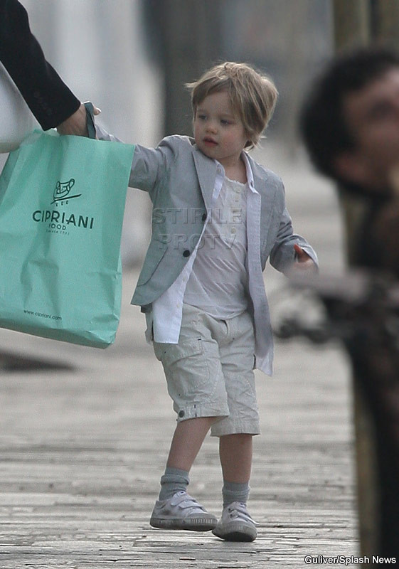 Angelina Jolie: Fiica mea Shiloh vrea sa fie baiat!