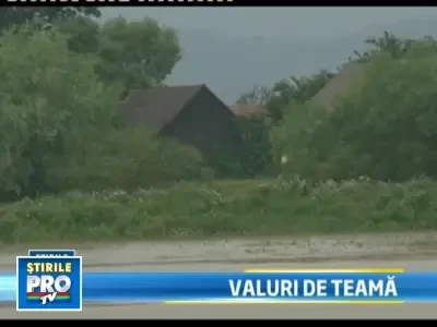 Viata printre ape. Dunarea a navalit in casele oamenilor!