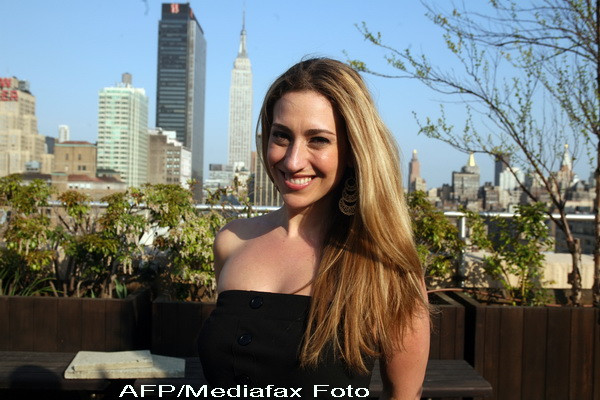 Divort, Facebook, internet