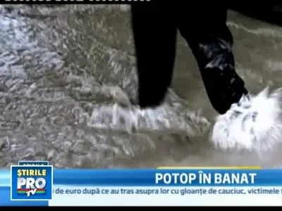 Caras Severin: a plouat in mai putin de o ora cat intr-un an! 110 l/mp