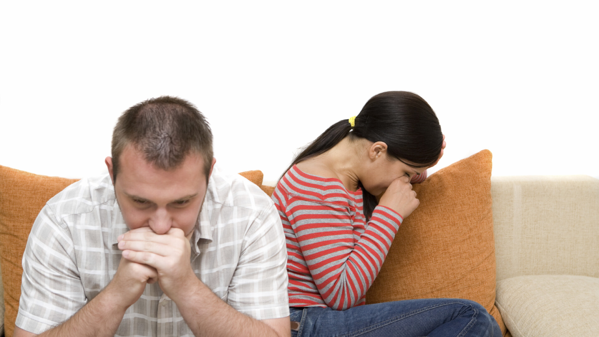 Francezii care isi insulta partenerul de viata ar putea face puscarie