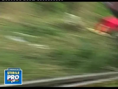 A trecut peste calea ferata. Urmarea? Un mort si doi raniti