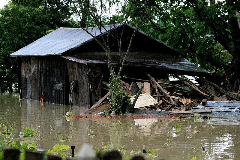 Potop in Harghita! 400 de gospodarii inundate de puhoaie