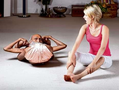 Incredibil! La 101 ani e mai flexibil ca plastilina